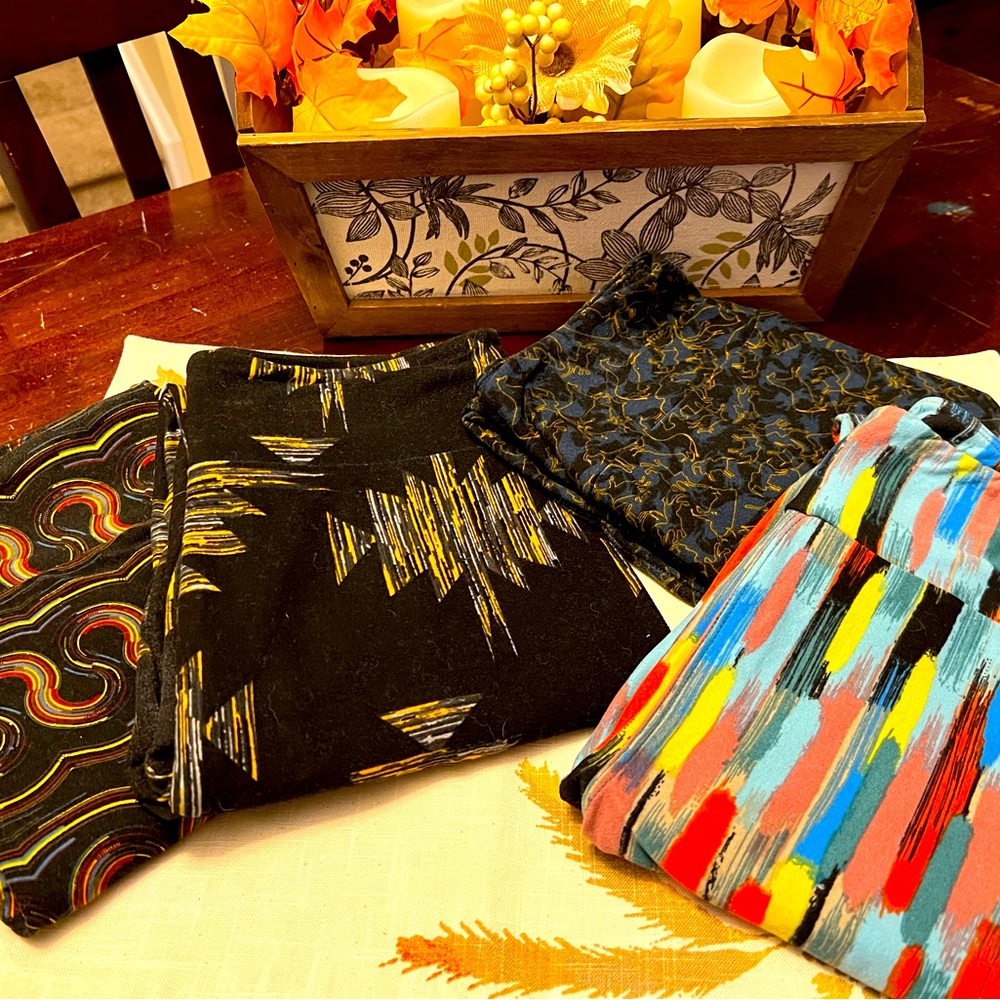 🌟PRISTINE: EUC - LOT OF 4 LULAROE LEGGINGS, Size: OS, WORN ONCE🌟
